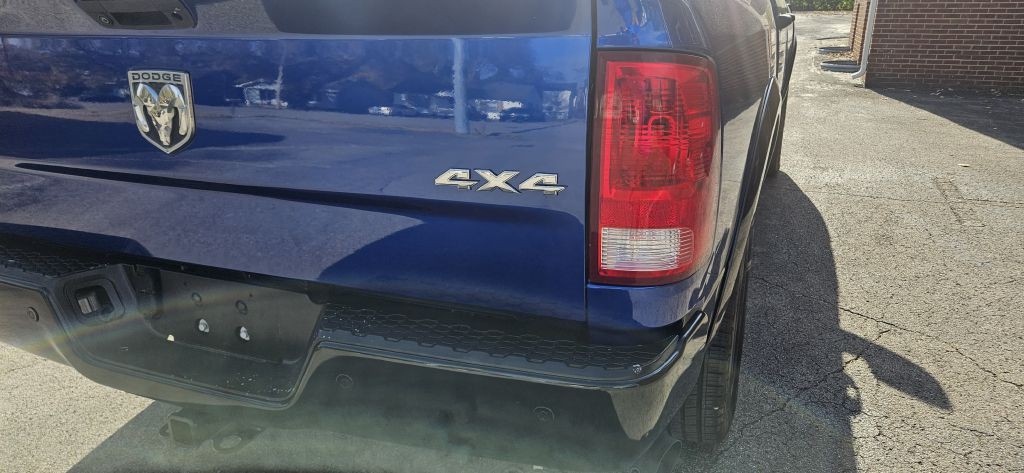 2016 RAM 1500 Image 5
