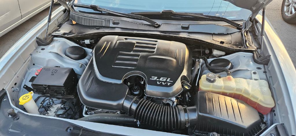 2021 Dodge Charger Image 4