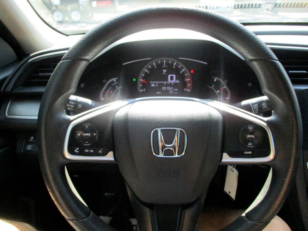 2017 Honda Civic Image 15