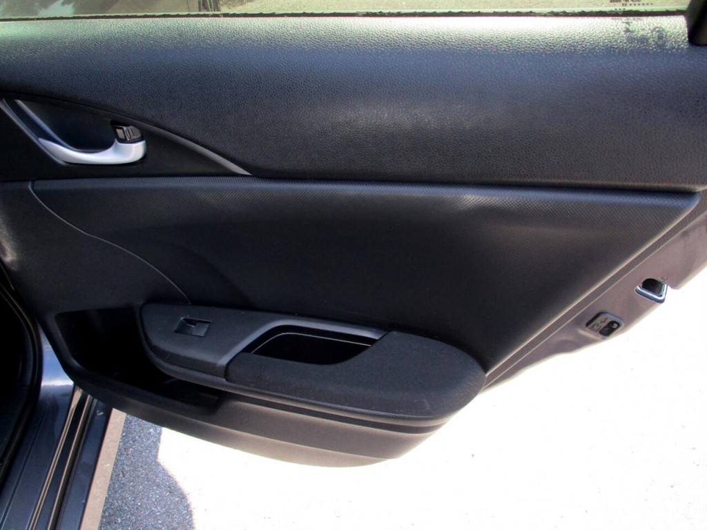 2017 Honda Civic Image 24