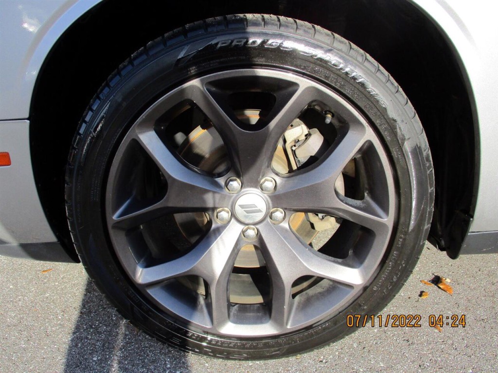 2017 Dodge Challenger Image 10