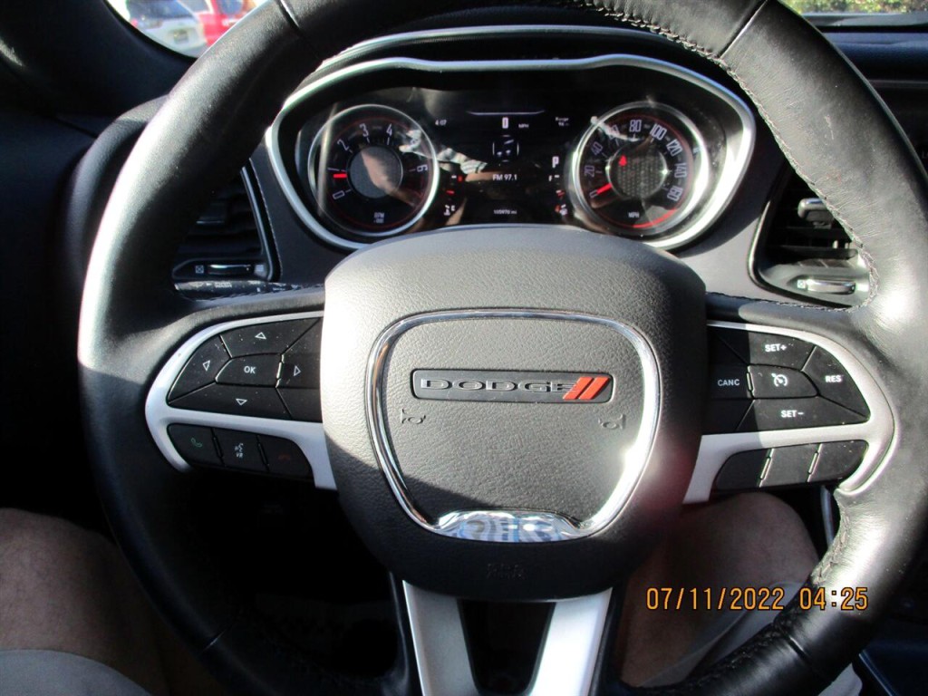 2017 Dodge Challenger Image 15