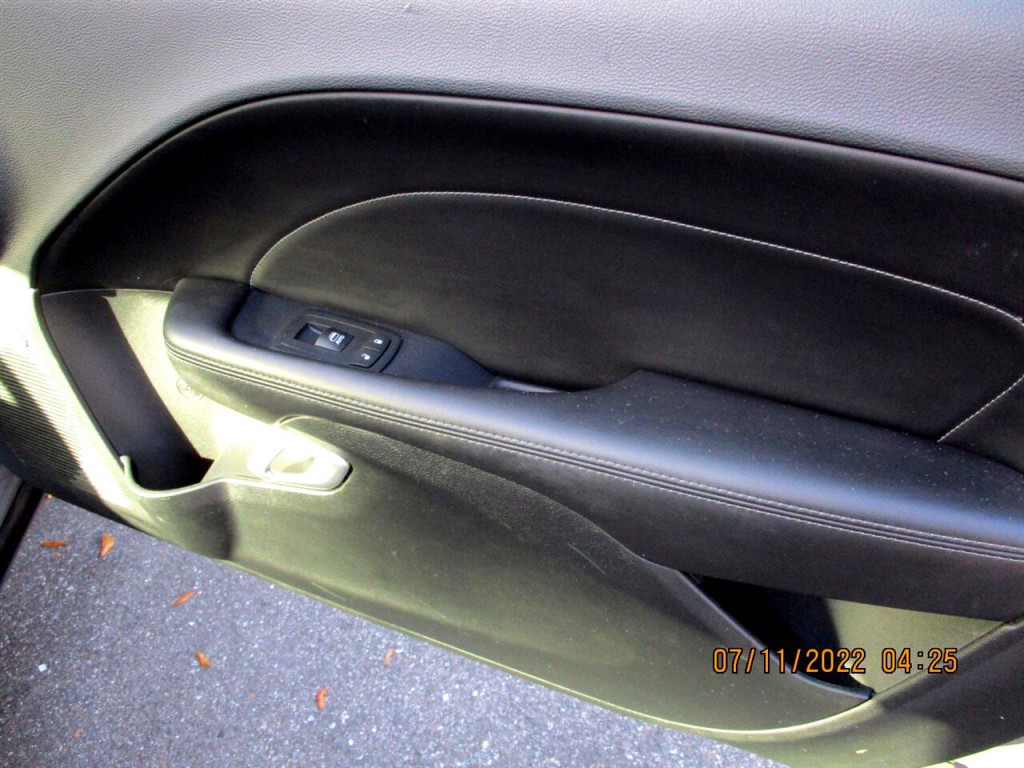 2017 Dodge Challenger Image 22