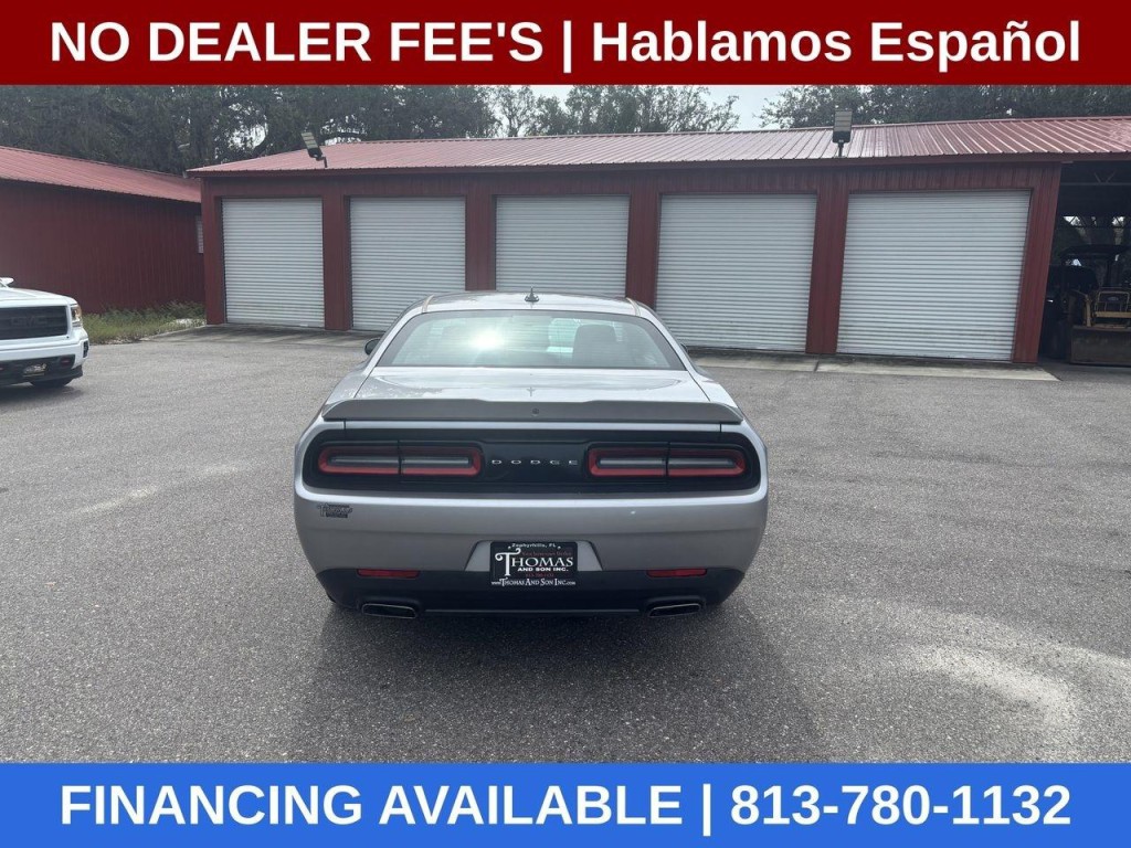 2017 Dodge Challenger Image 4