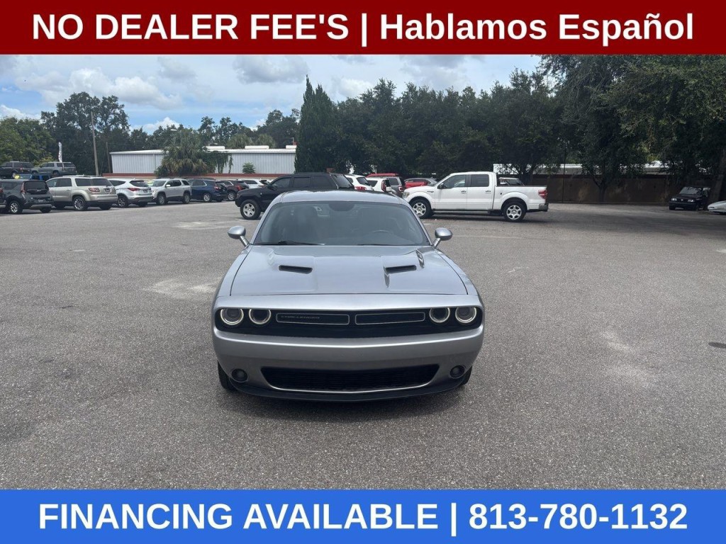 2017 Dodge Challenger Image 8