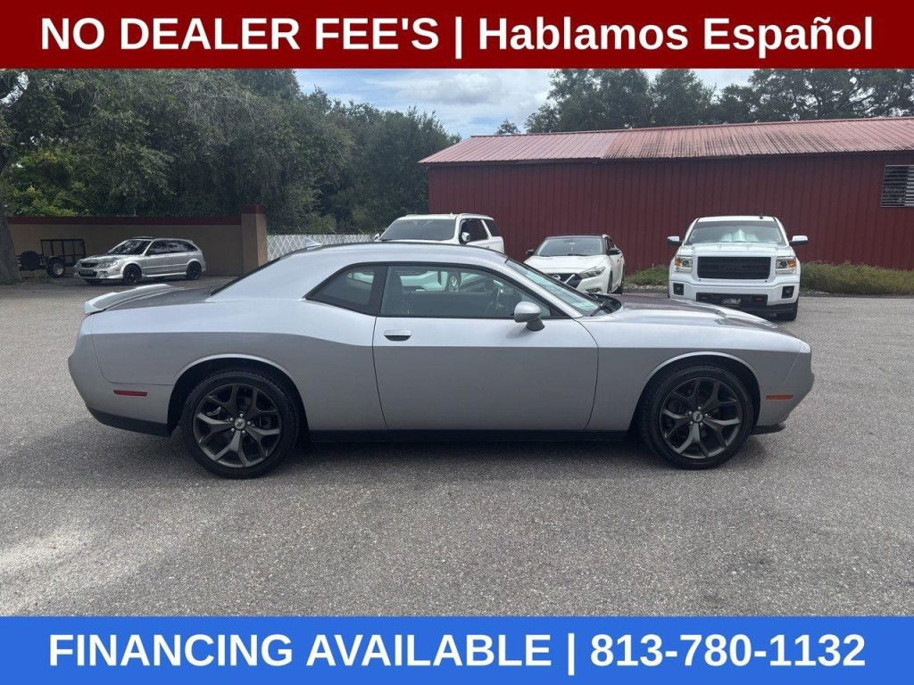 2017 Dodge Challenger Image 5