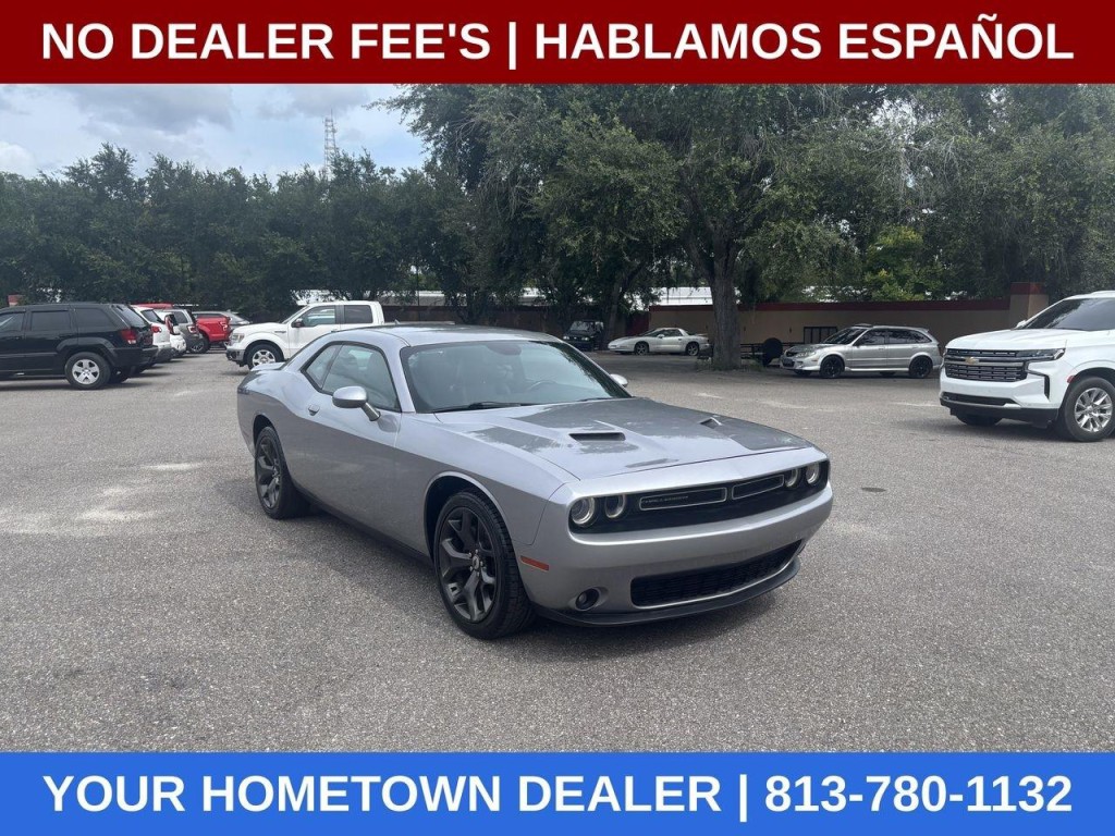 2017 Dodge Challenger Image 6