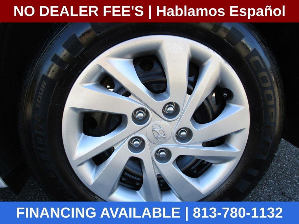 2017 Hyundai Elantra Image 9