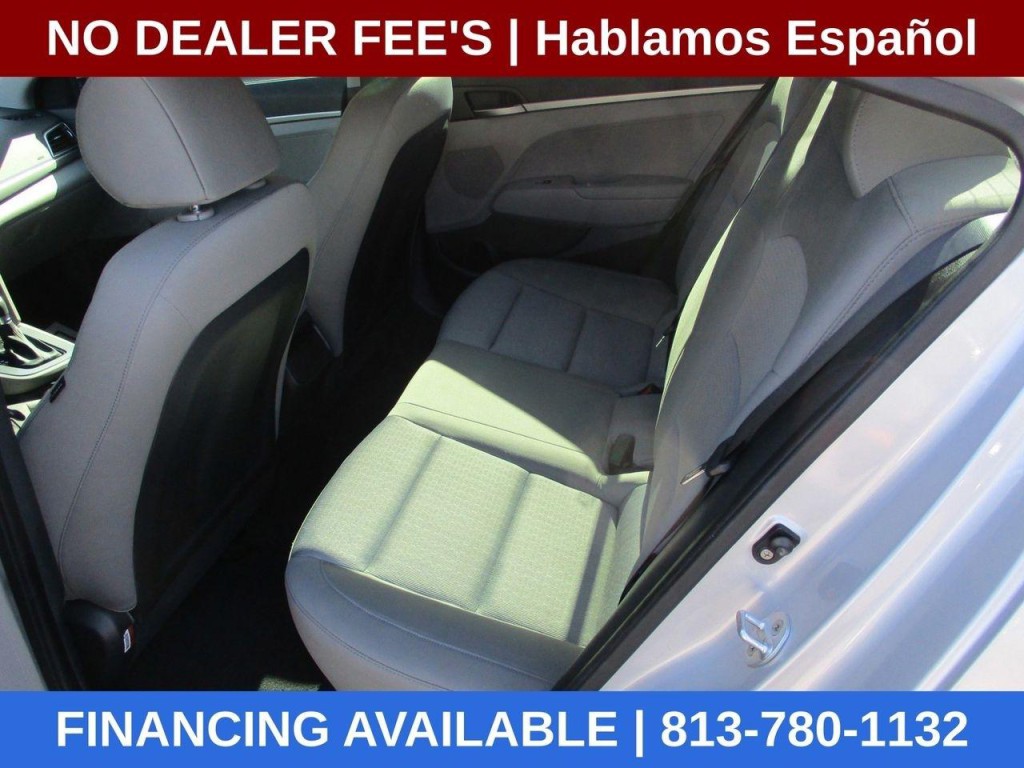 2017 Hyundai Elantra Image 18