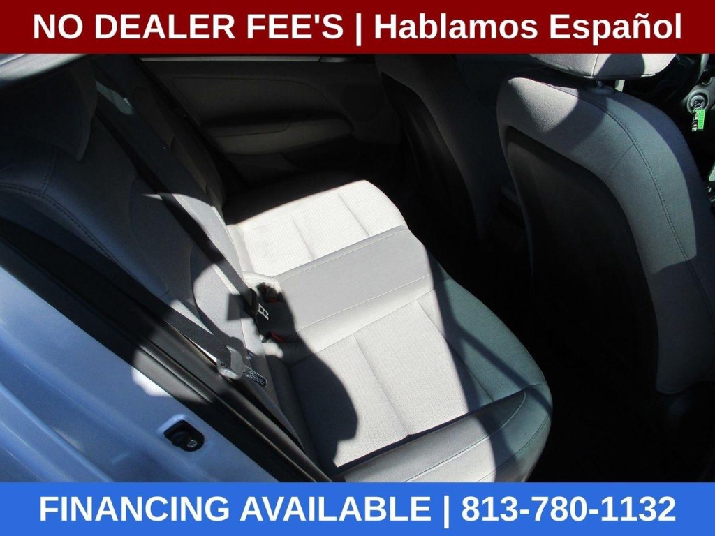 2017 Hyundai Elantra Image 21