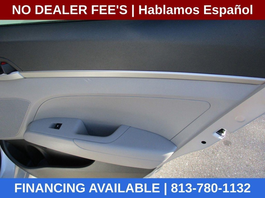 2017 Hyundai Elantra Image 22