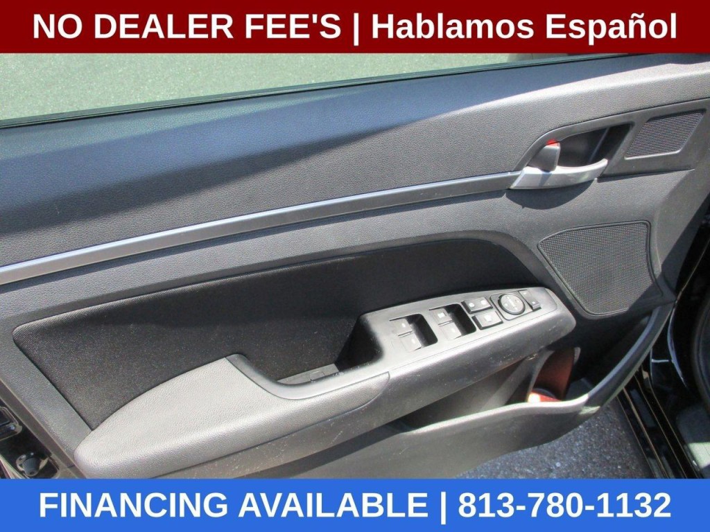 2019 Hyundai Elantra Image 19