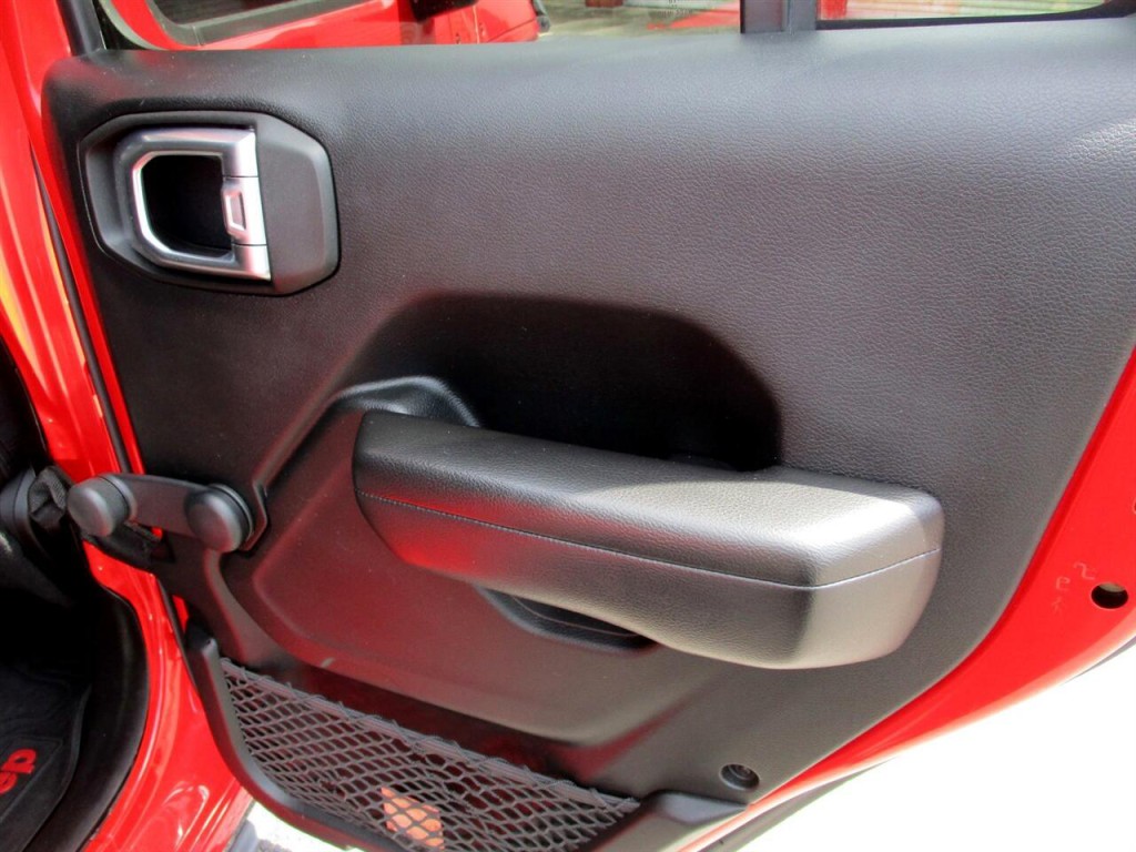 2018 Jeep Wrangler Image 24