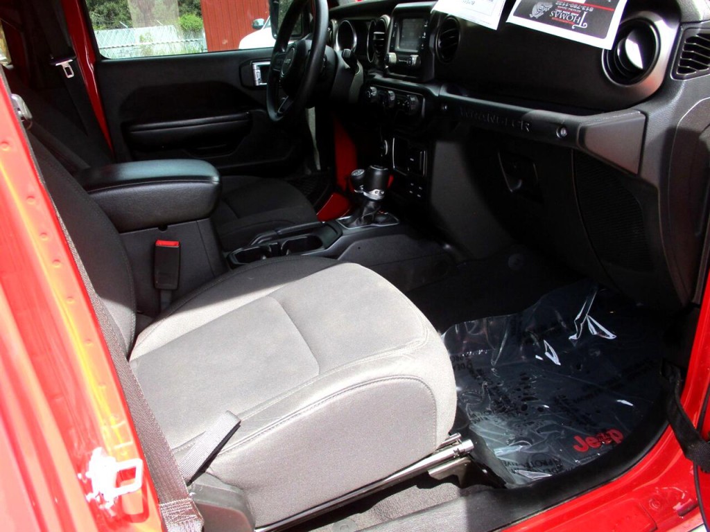 2018 Jeep Wrangler Image 25