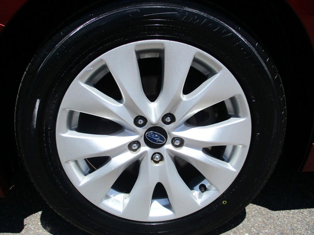 2017 Subaru Legacy Image 9
