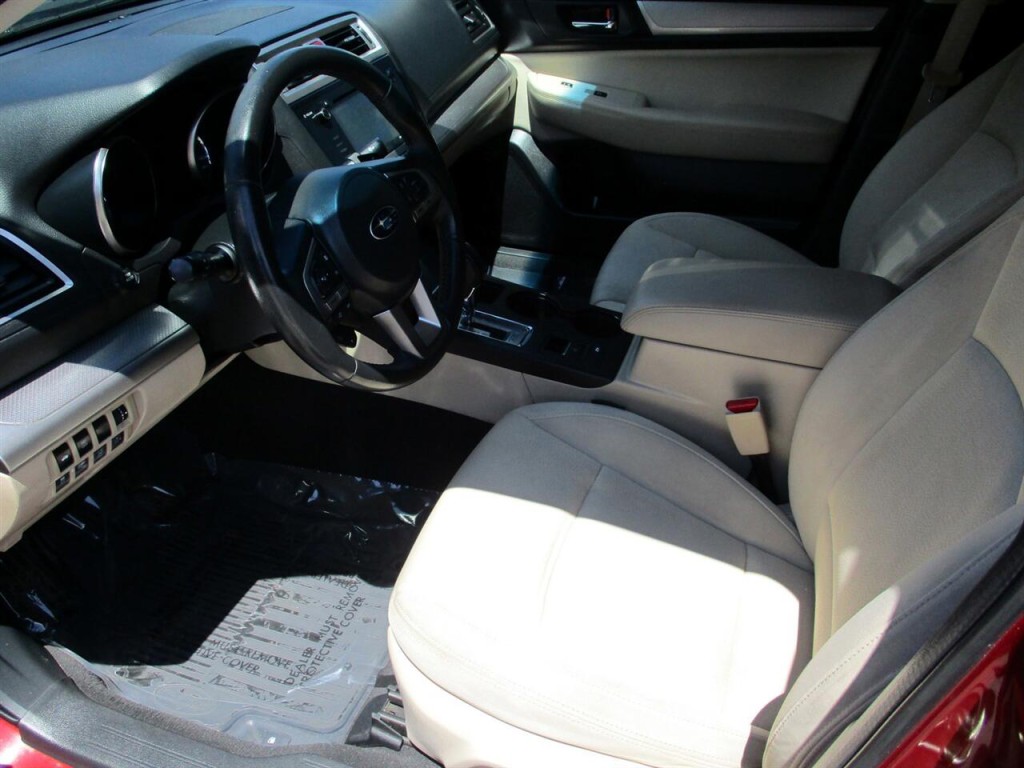 2017 Subaru Legacy Image 18