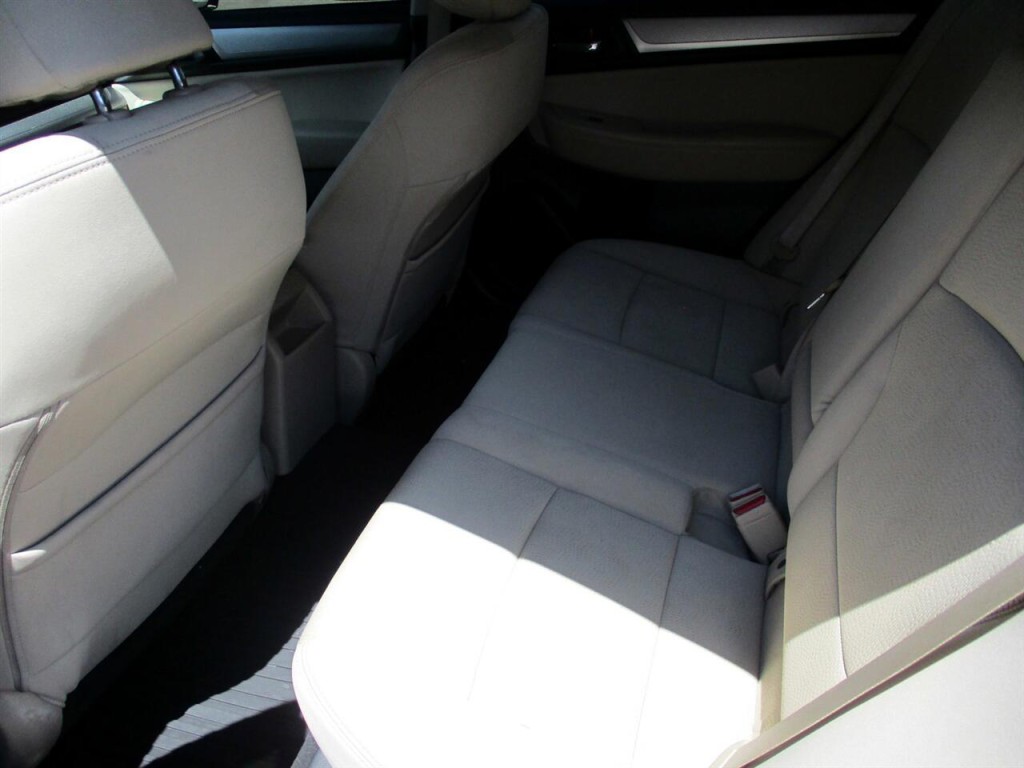 2017 Subaru Legacy Image 20