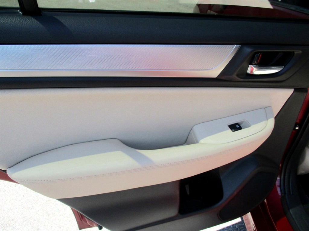 2017 Subaru Legacy Image 21