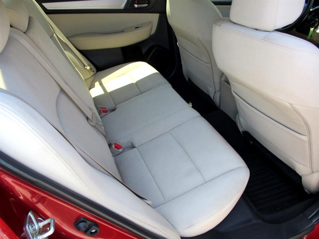 2017 Subaru Legacy Image 23