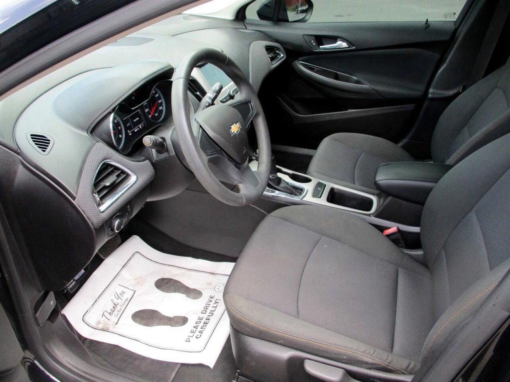 2017 Chevrolet Cruze Image 17