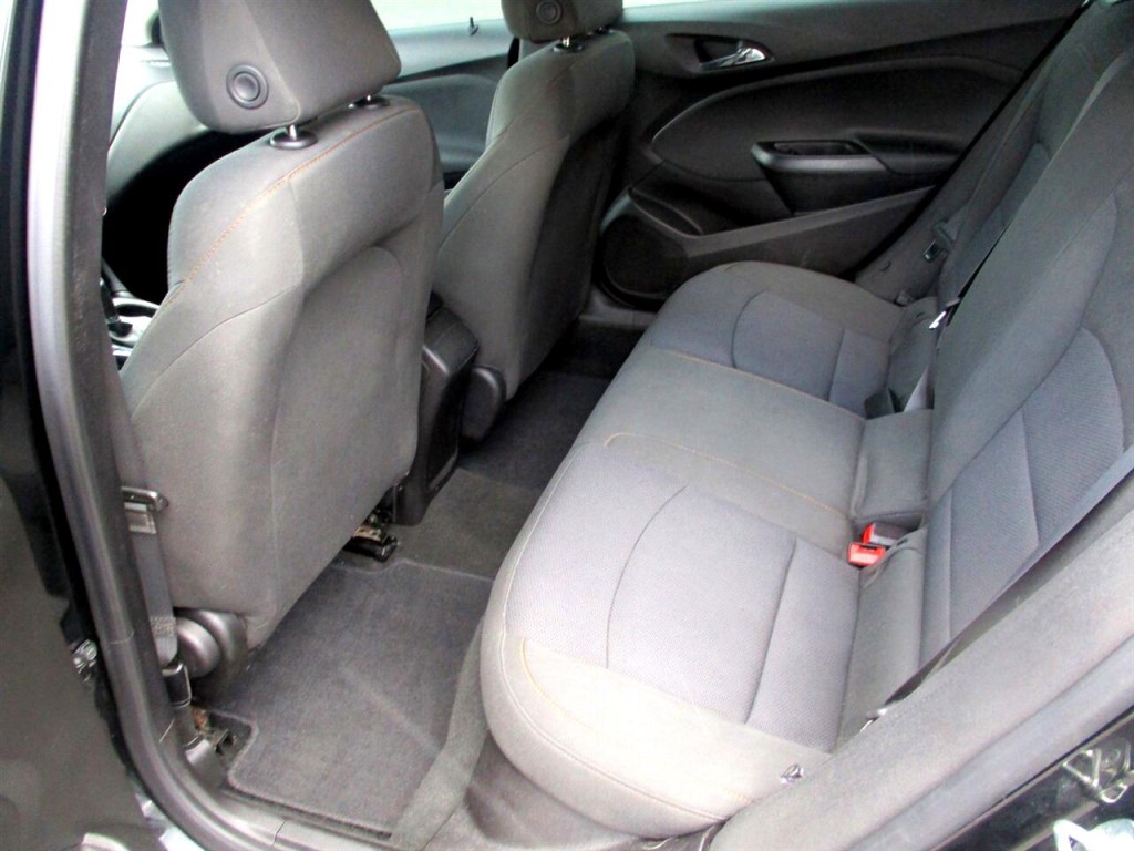 2017 Chevrolet Cruze Image 19