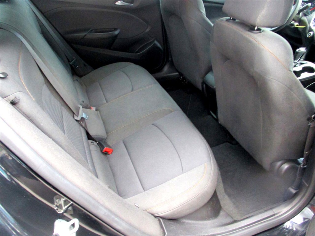 2017 Chevrolet Cruze Image 22