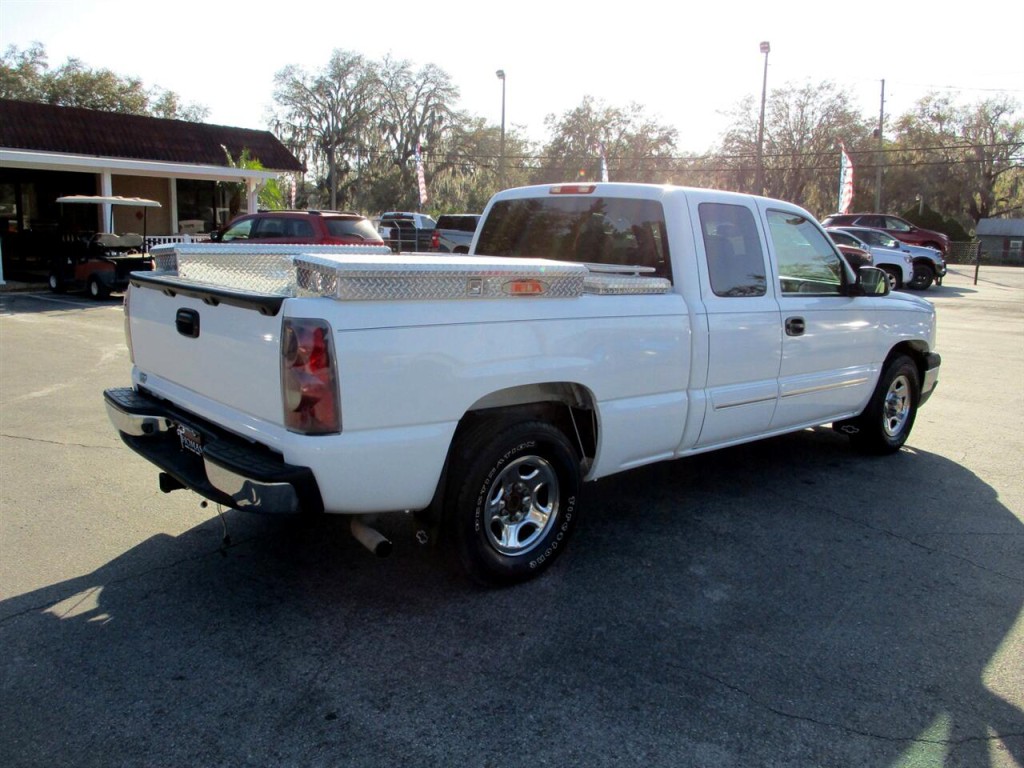 2003 Chevrolet Silverado 1500 Image 5