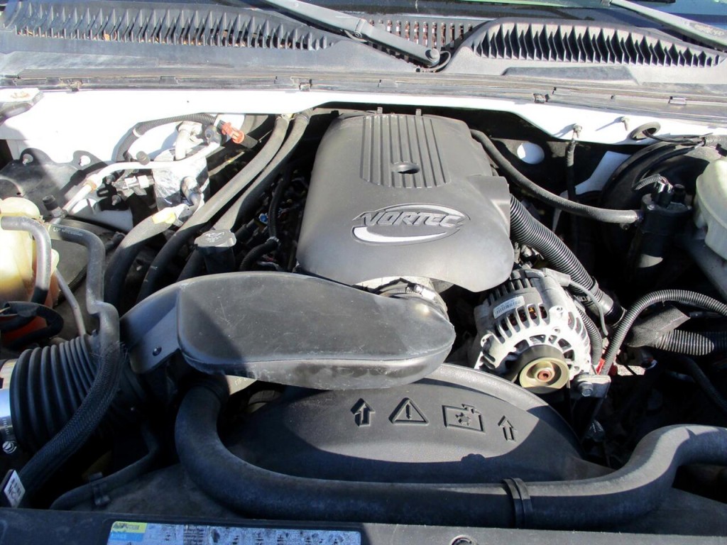 2003 Chevrolet Silverado 1500 Image 9