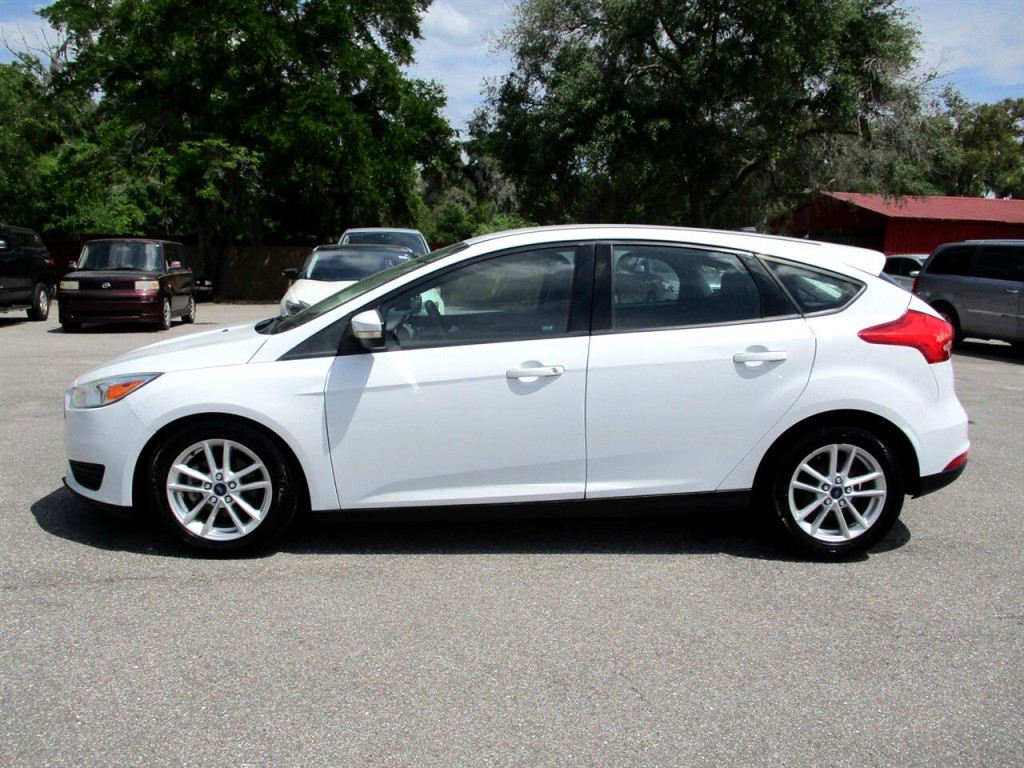 2017 Ford Focus Image 2