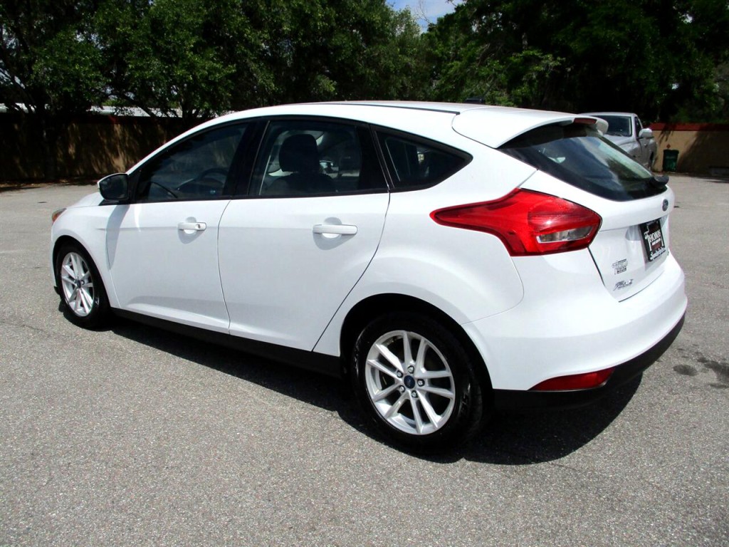 2017 Ford Focus Image 3