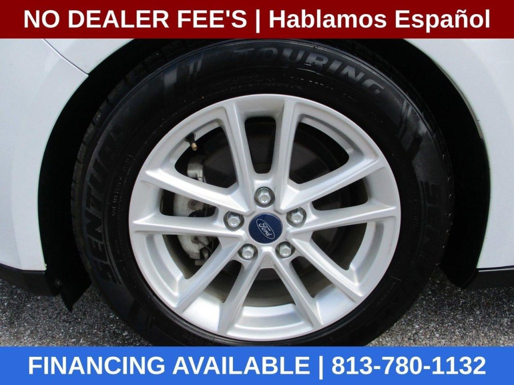 2017 Ford Focus Image 9