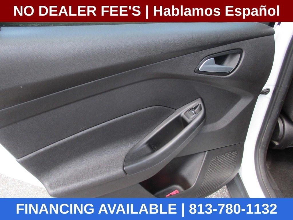 2017 Ford Focus Image 21