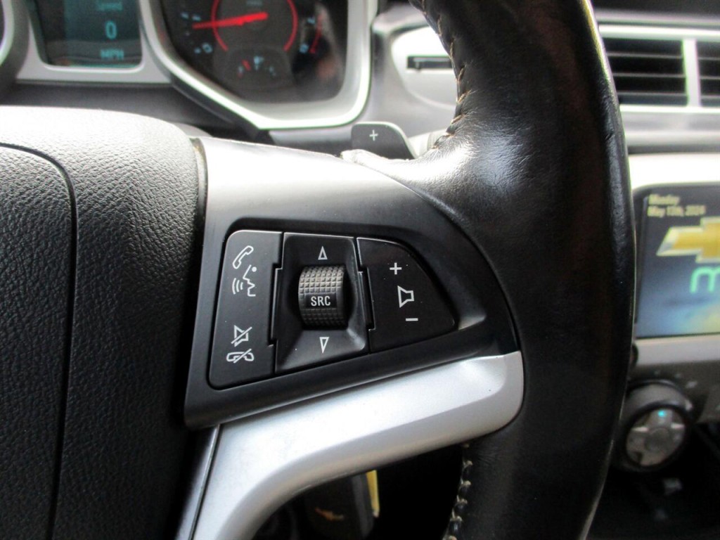 2015 Chevrolet Camaro Image 13