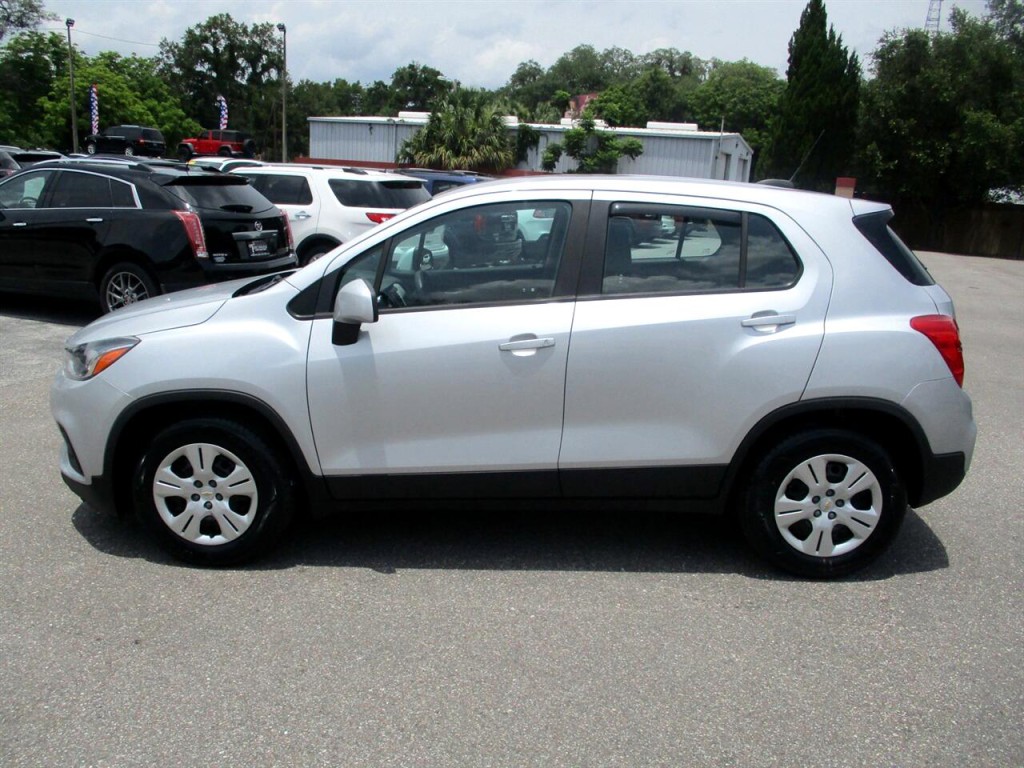 2019 Chevrolet Trax Image 2