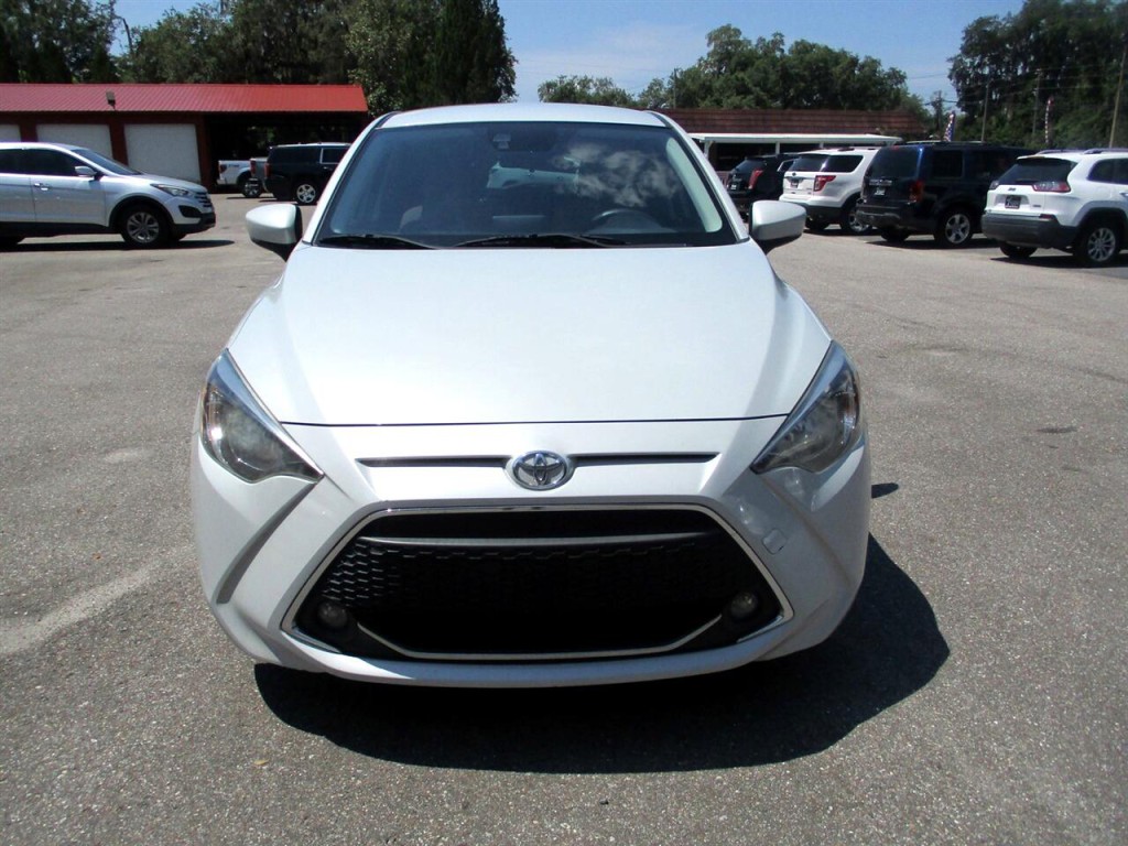 2020 Toyota Yaris Image 8