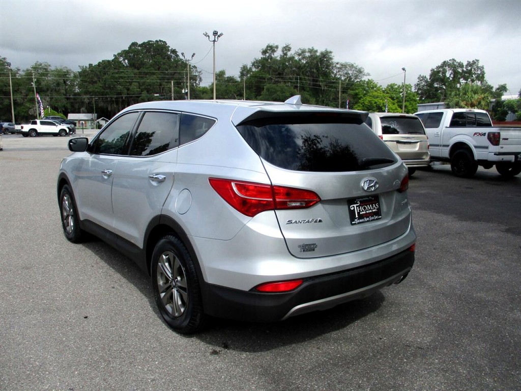 2015 Hyundai Santa Fe Image 3