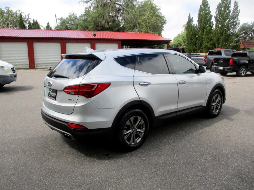 2015 Hyundai Santa Fe Image 5