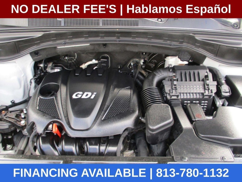 2015 Hyundai Santa Fe Image 9