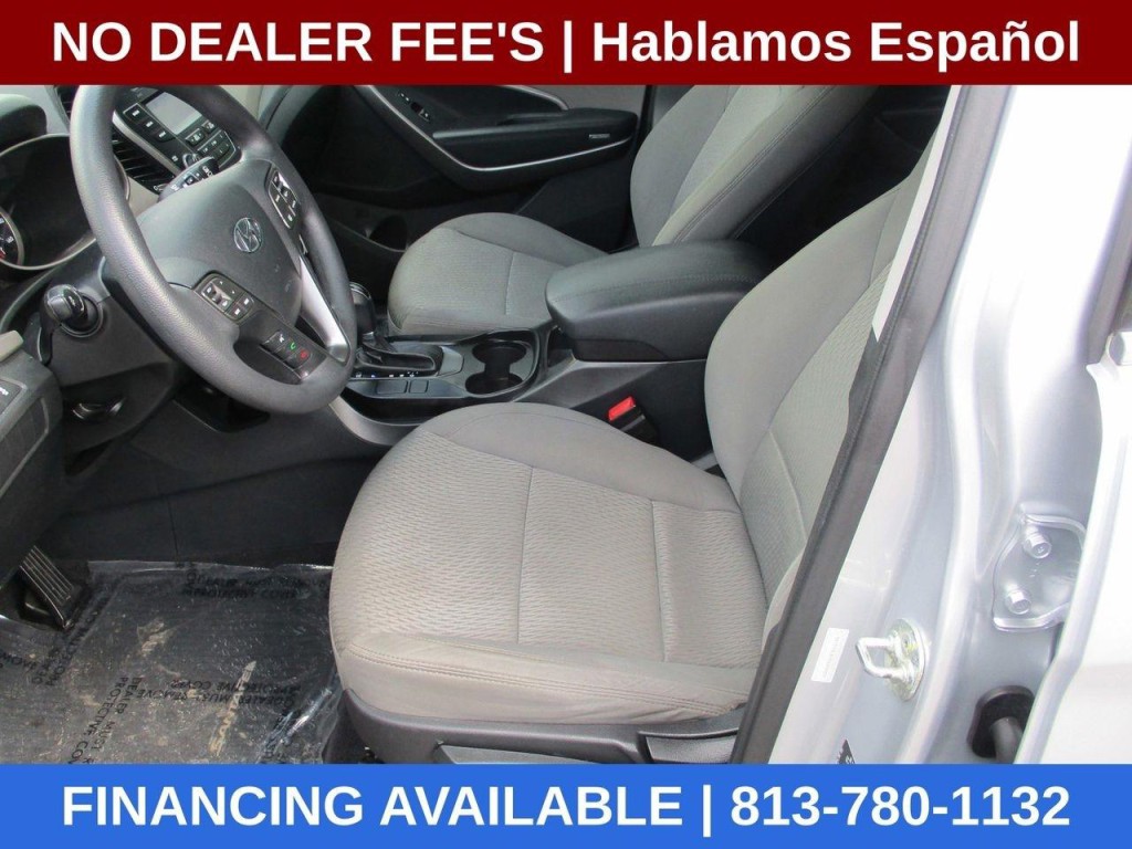 2015 Hyundai Santa Fe Image 12