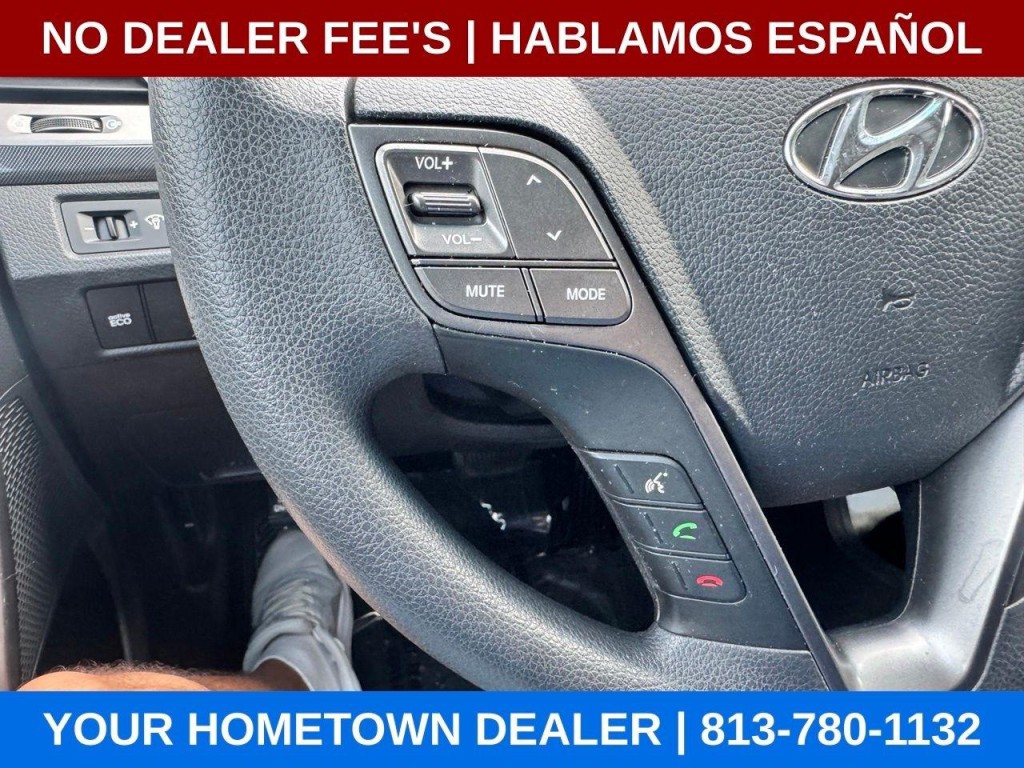 2015 Hyundai Santa Fe Image 14