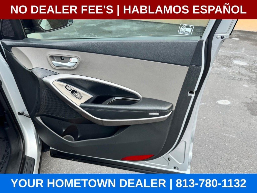 2015 Hyundai Santa Fe Image 25
