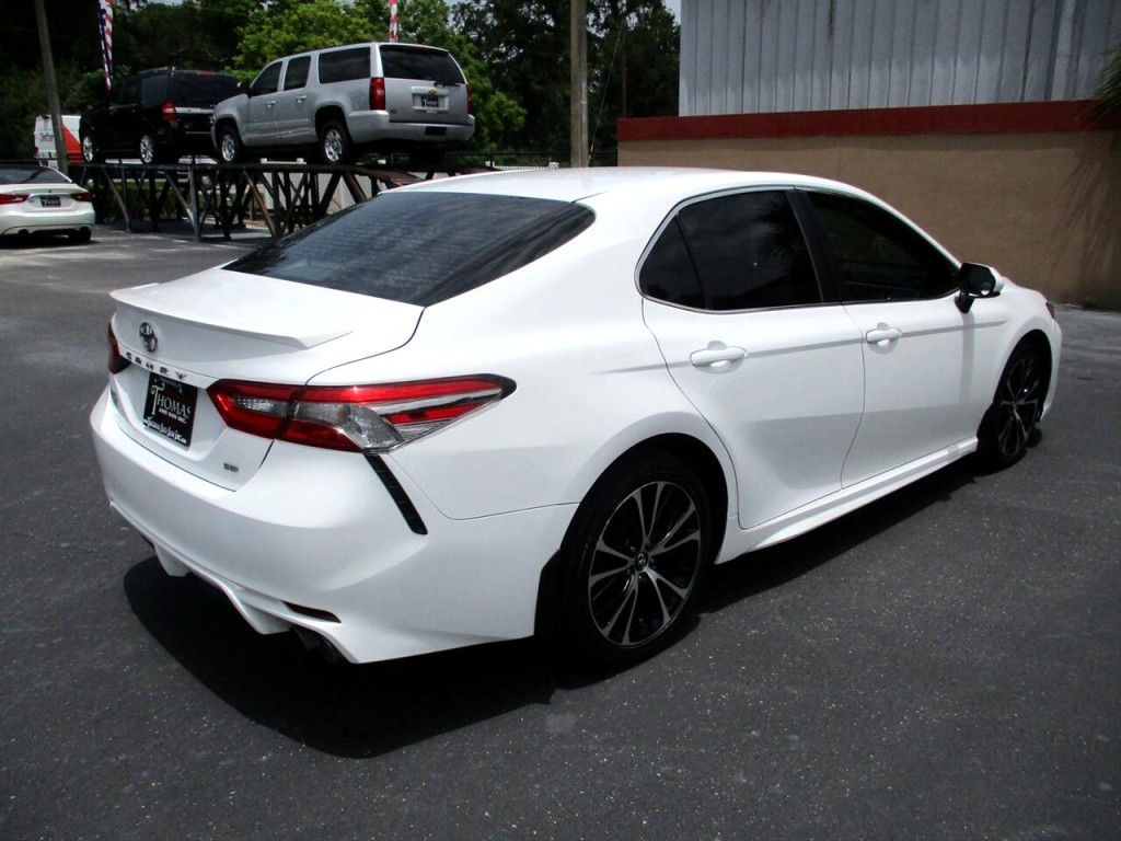 2018 Toyota Camry Image 5