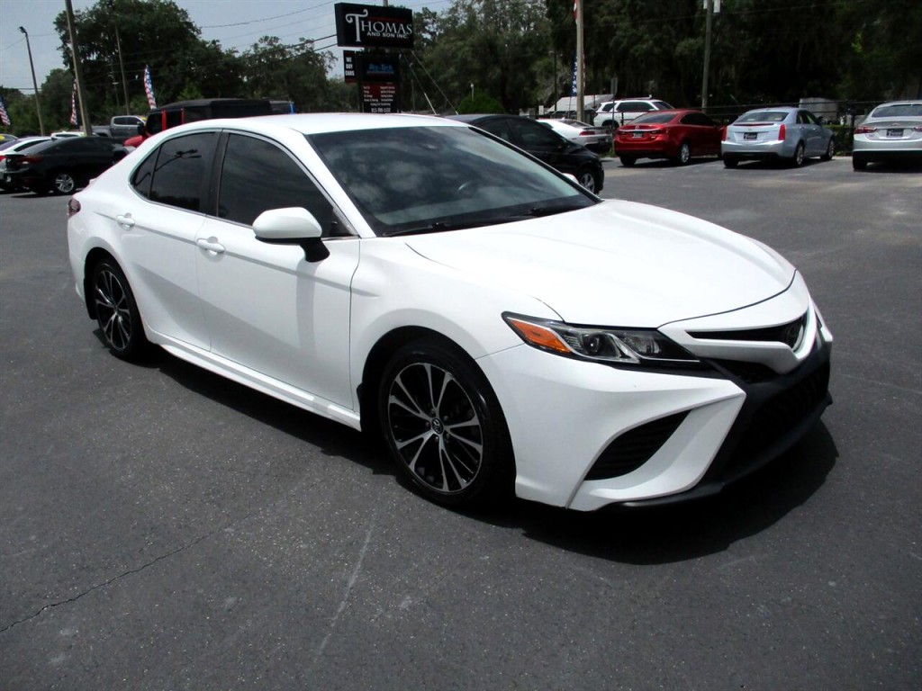 2018 Toyota Camry Image 7