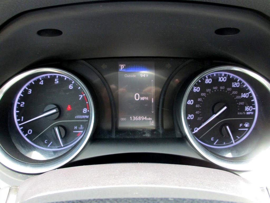 2018 Toyota Camry Image 12