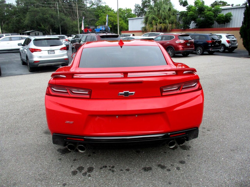 2018 Chevrolet Camaro Image 4