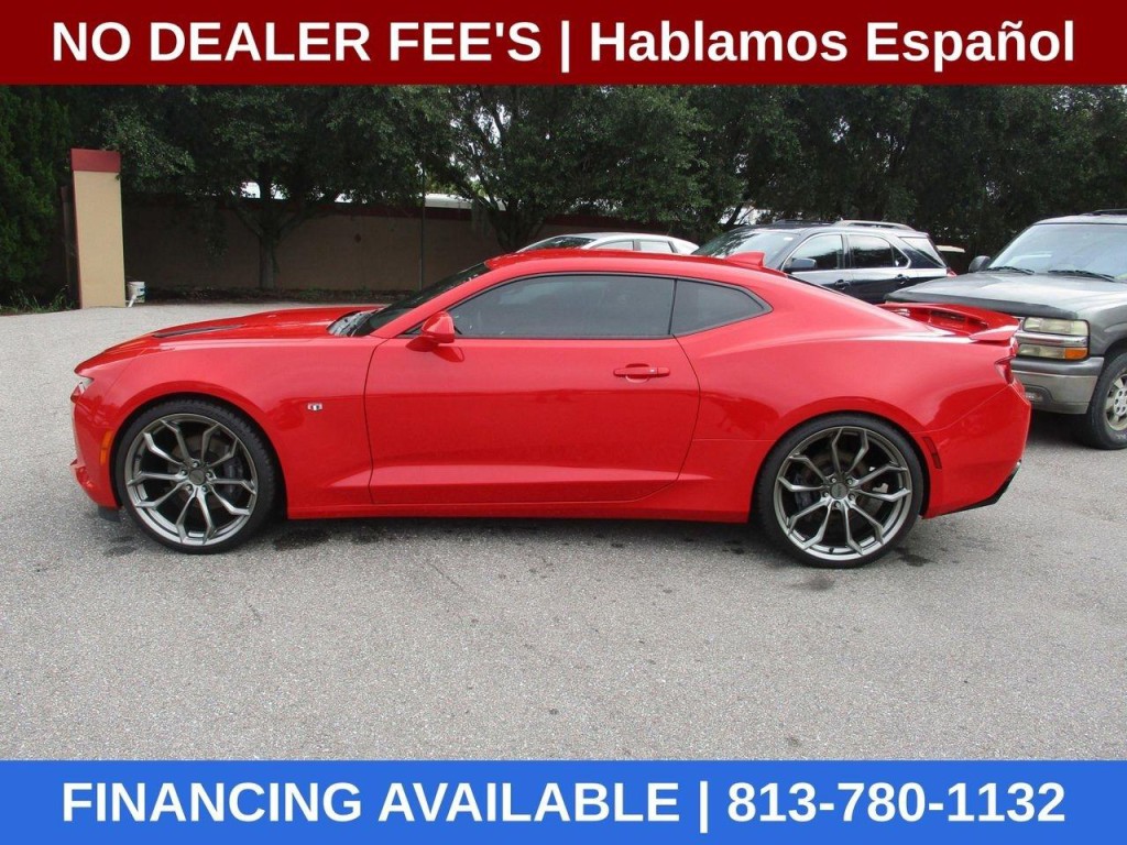 2018 Chevrolet Camaro Image 2