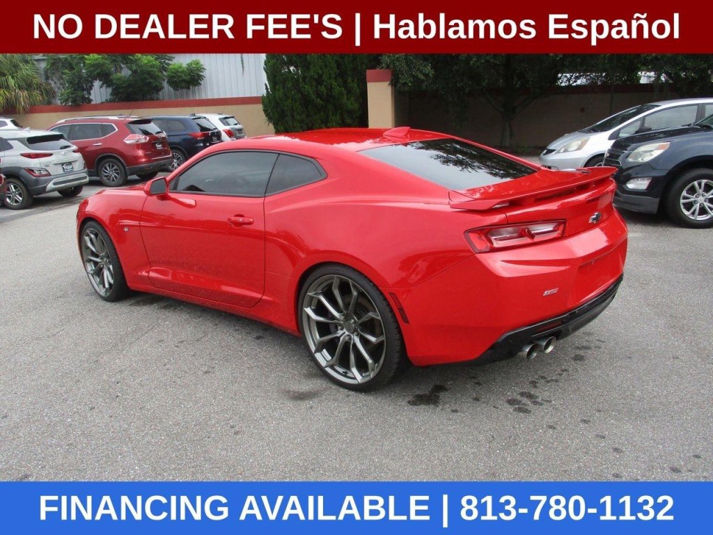 2018 Chevrolet Camaro Image 3