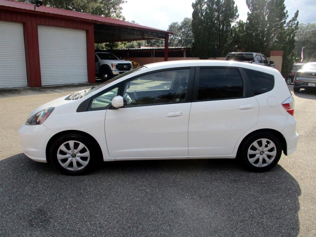 2013 Honda Fit Image 2