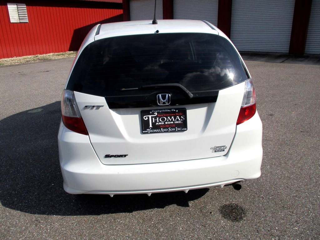 2013 Honda Fit Image 4