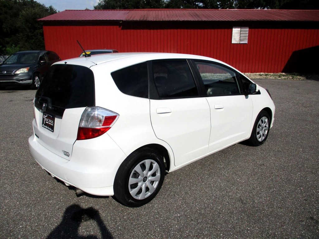 2013 Honda Fit Image 5